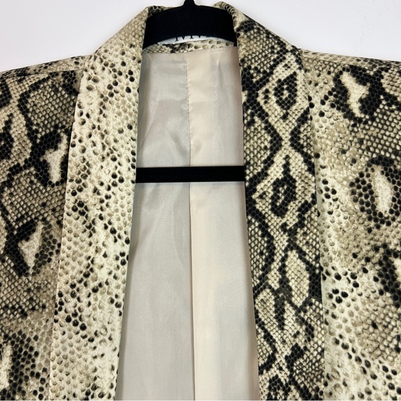 NWOT | NASTY GAL | IVIVI Snake Print Open Front Blazer - Picture 5 of 8